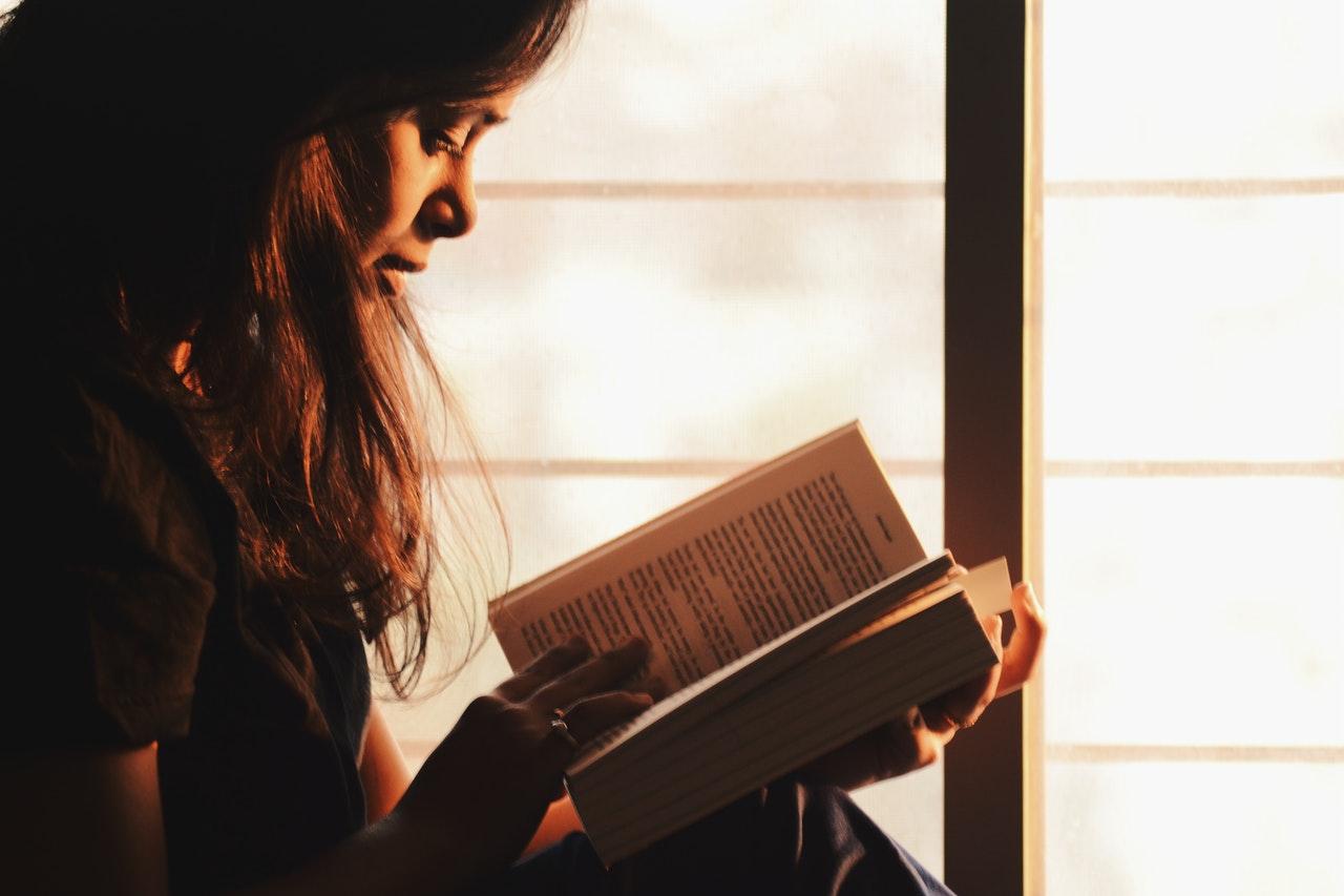 Günlük Kitap Okuma Alışkanlığı Elde Etmek İçin 8 Basit İpucu